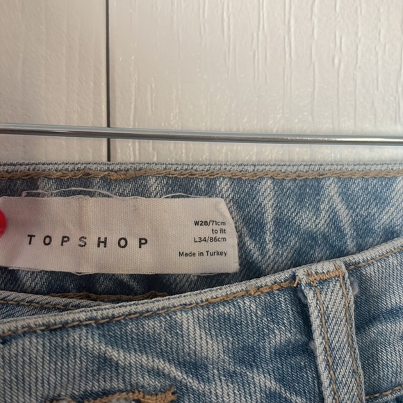 Jeans - Picture 2 of 4